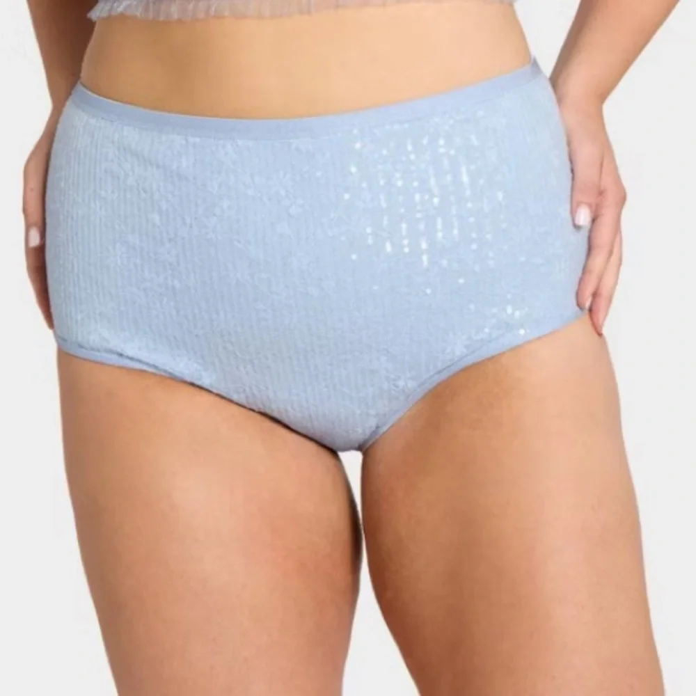 Wild Fable Women's Sequin Lace Corset &‎ Hot Pants Set Light Blue XL